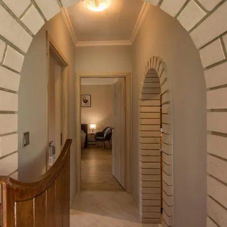 בית נופש 101 Agard,toeroek Balint Utca 101