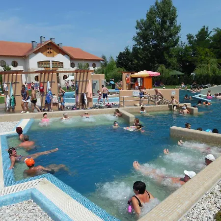 101 Agard,toeroek Balint Utca 101 Case de vacanță Gárdony